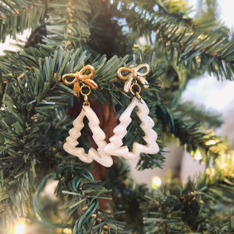 Hollow Christmas Tree Earrings